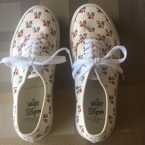 Collectable “I❤️NY” Vans Sneakers - Picture 1 of 5